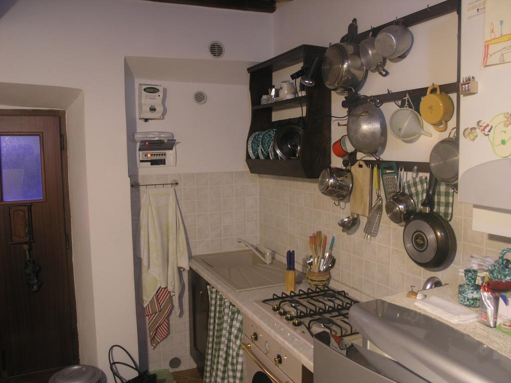 Apartament La Casa Di Adelina Vivo dʼOrcia Pokój zdjęcie